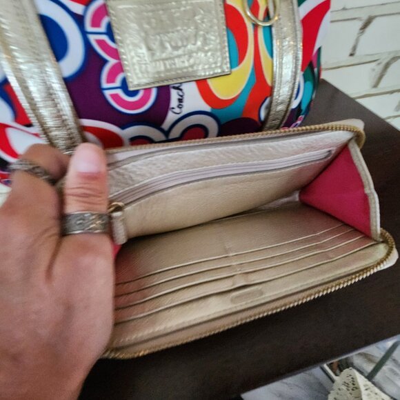 Euc Coach Poppy Graffitti Pop Art Signature Tote Bag w/Wallet - Picture 16 of 17